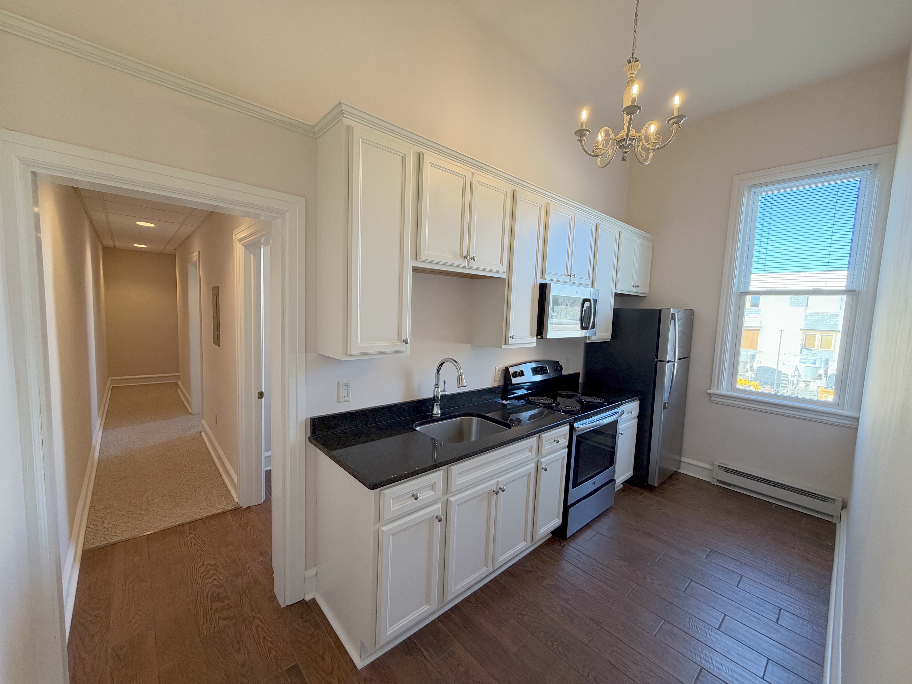 55 South Main Street, Apt 10